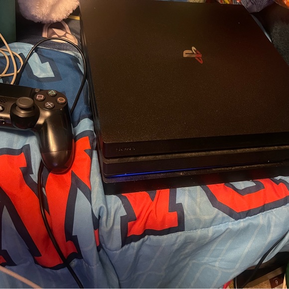 Ps4 used and works